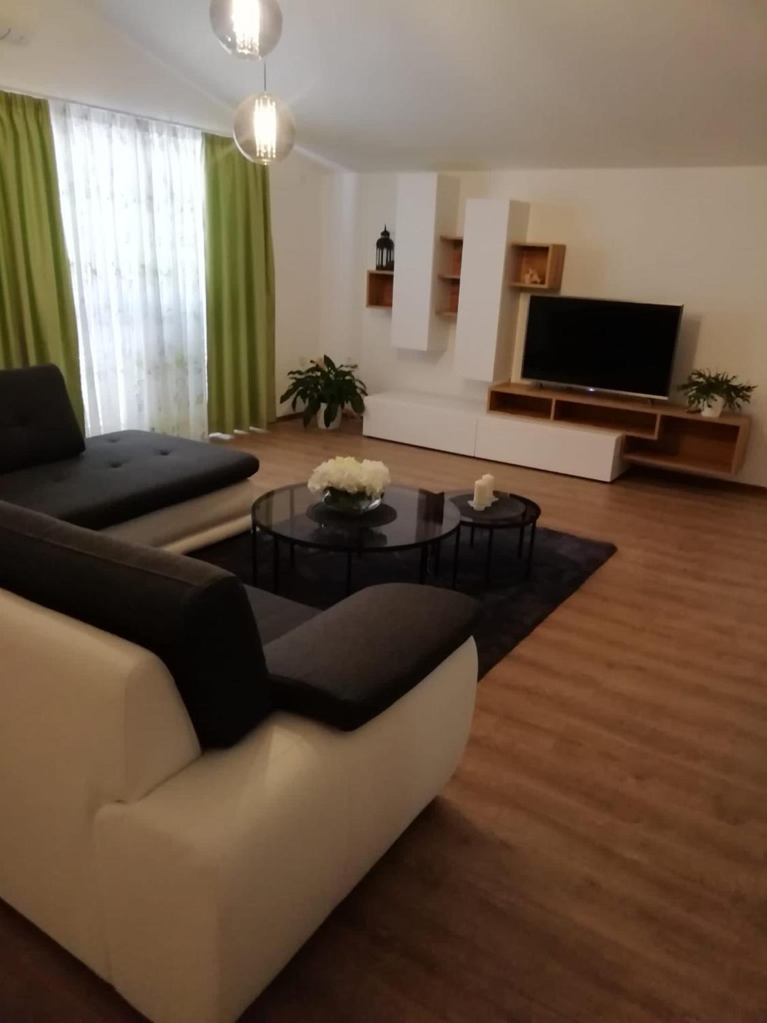Albatros Apartment Kastel Sucurac Exterior photo